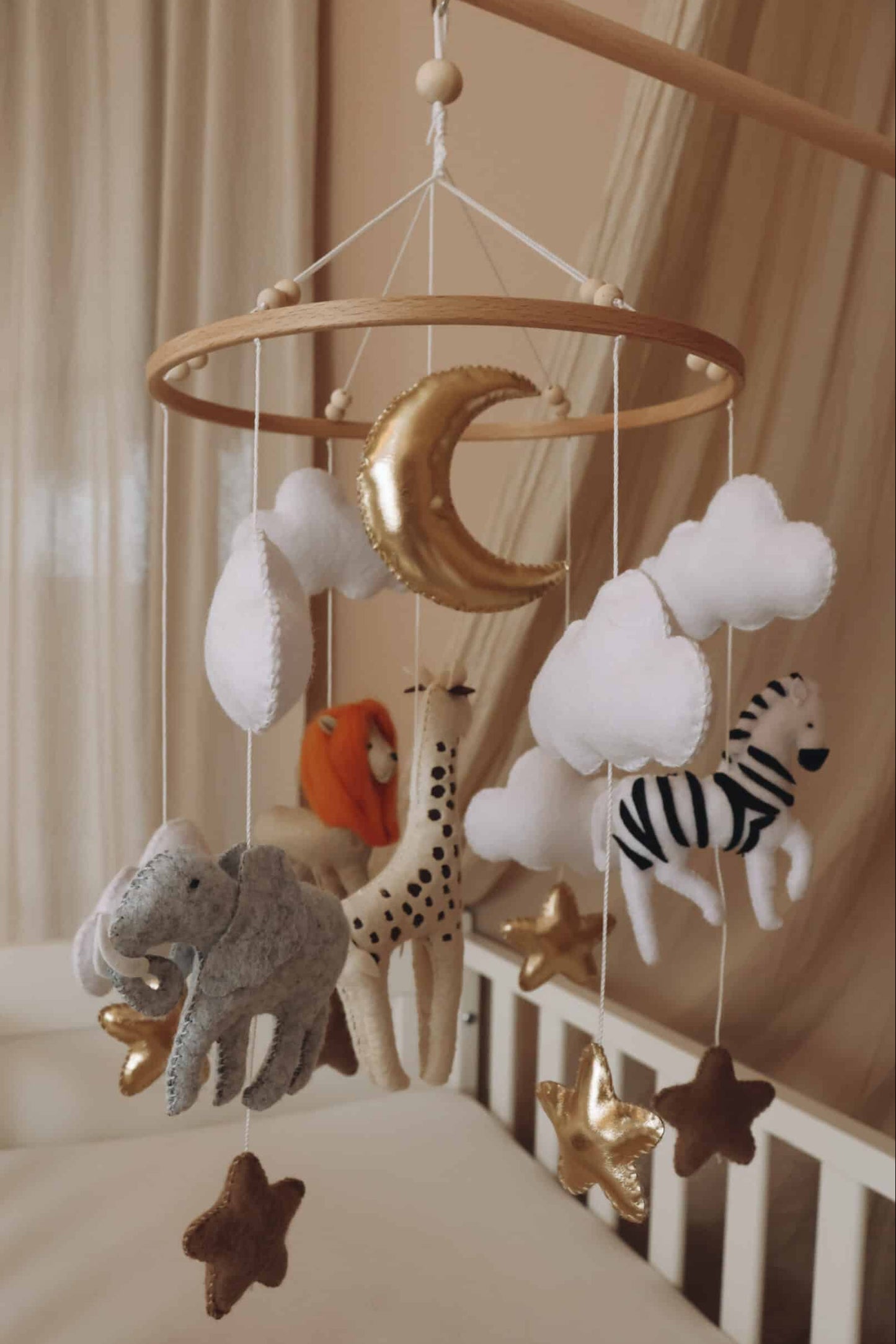 Mobile Safari Artesanal em Madeira