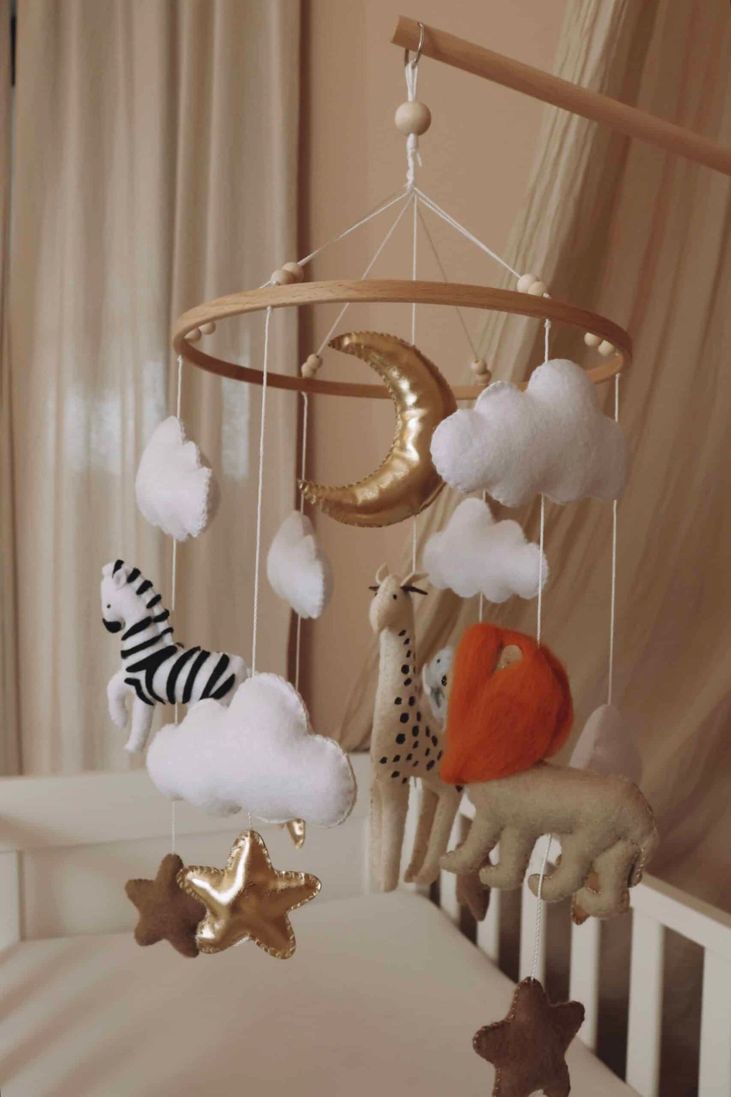 Mobile Safari Artesanal em Madeira