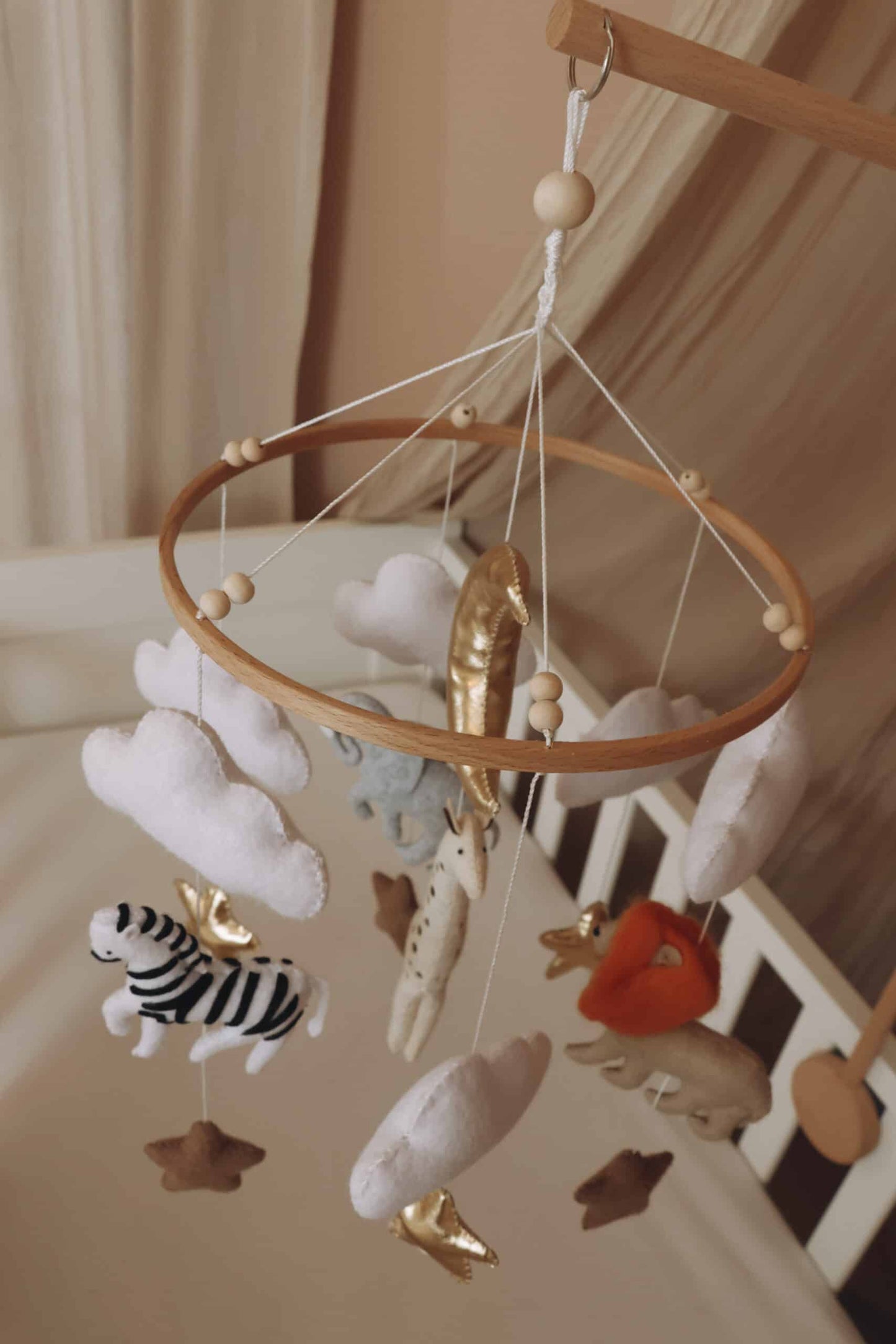 Mobile Safari Artesanal em Madeira