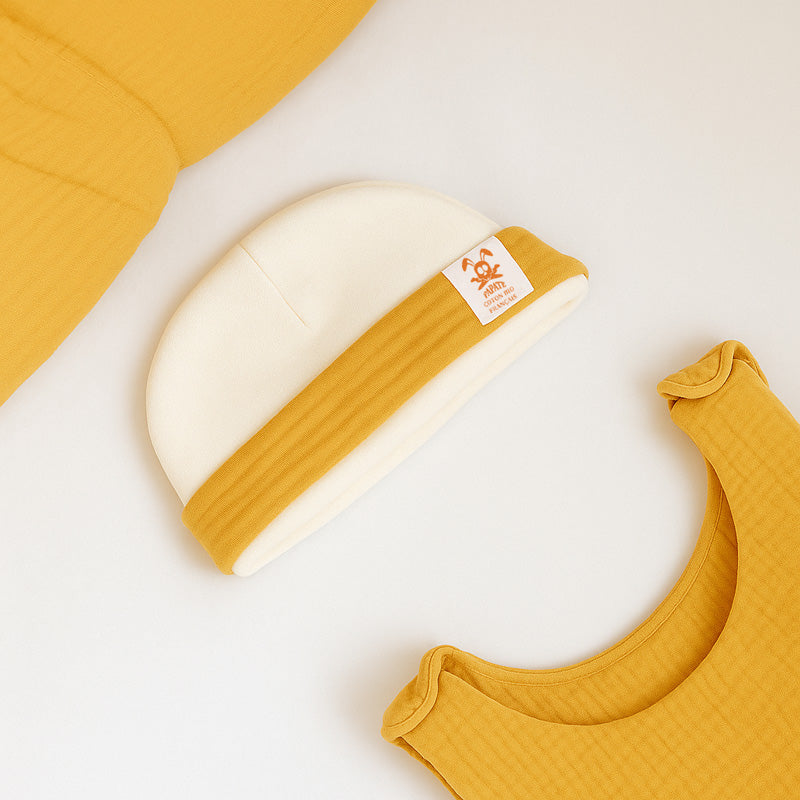 Gorro de Nascimento em Algodão Biológico — Branco & Honey